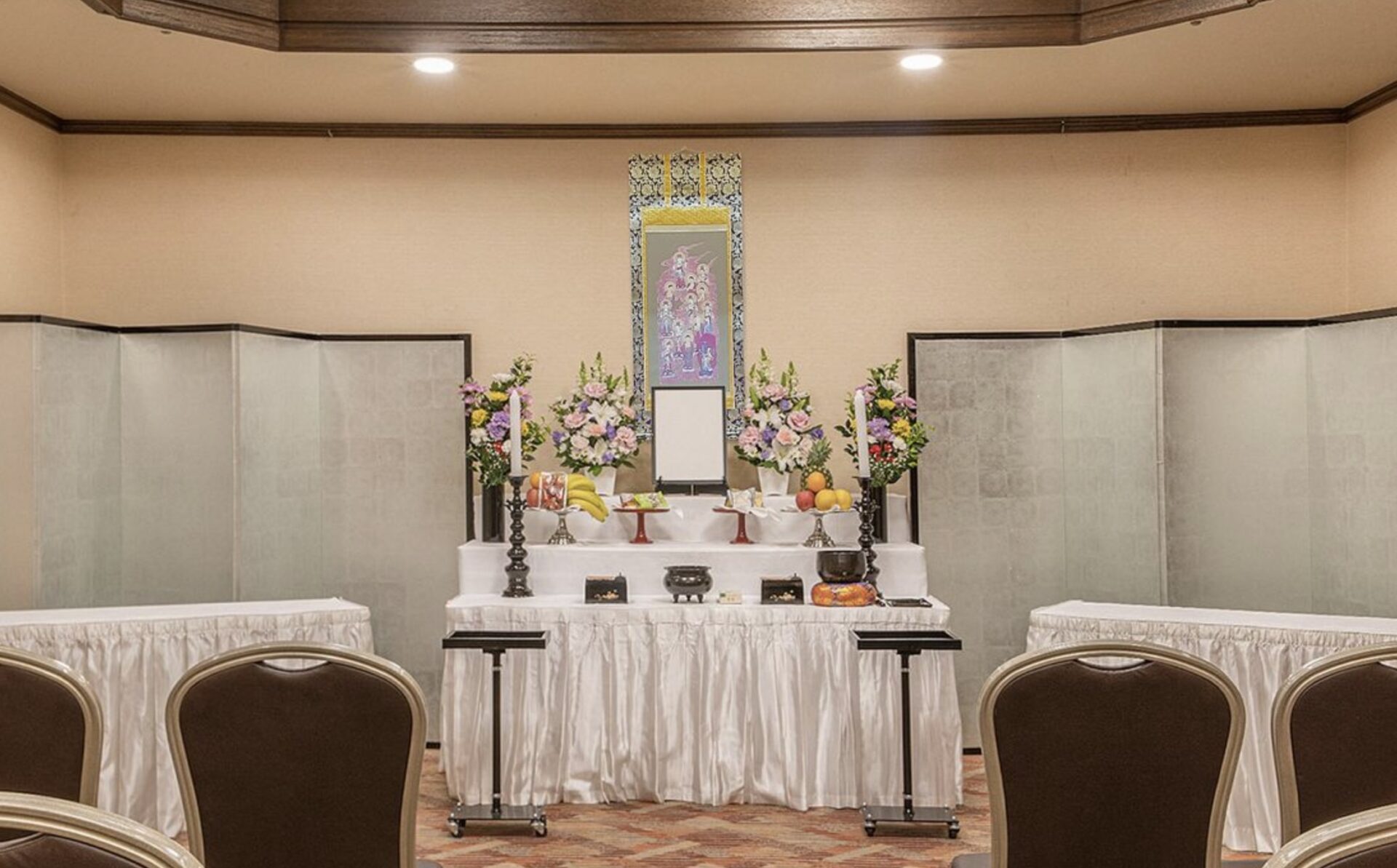 ホテルクレッセント旭川 法要プラン 祭壇の写真